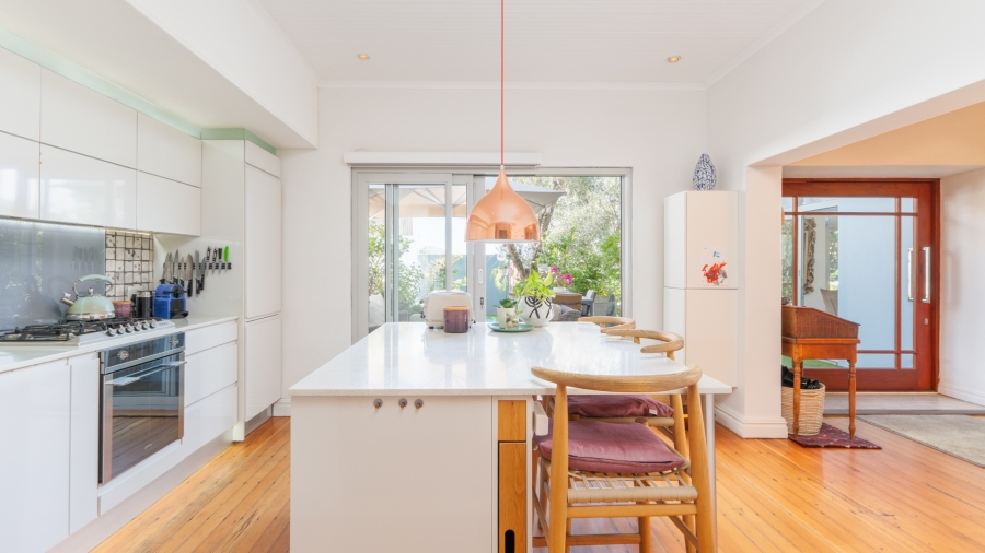 2 Bedroom Property for Sale in Green Point Western Cape